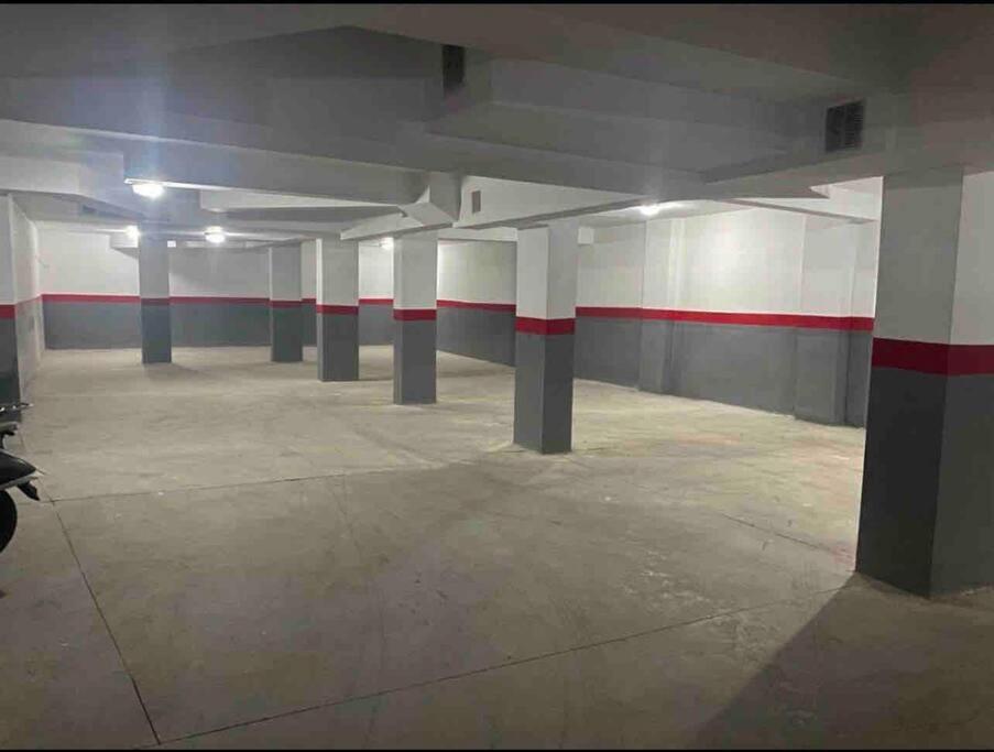 Appartement Bien Situe A Gueliz Marrakesh Eksteriør billede